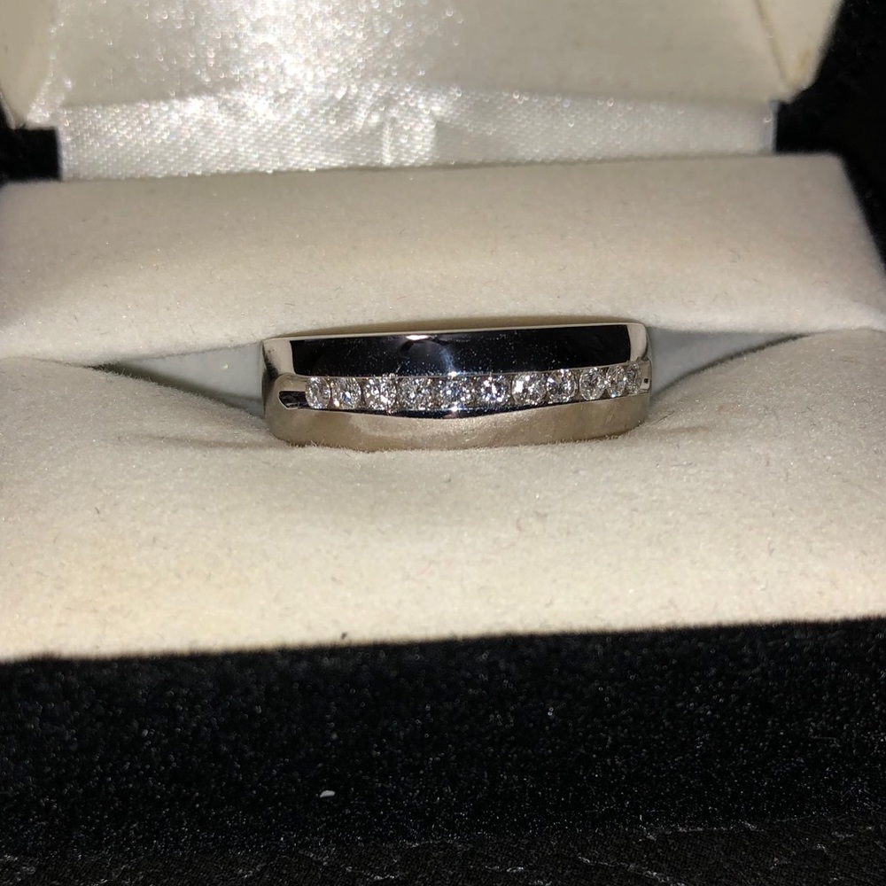 10K White Gold Diamond Wedding Band 6mm with 11 Channel Set Diamonds - Size 11